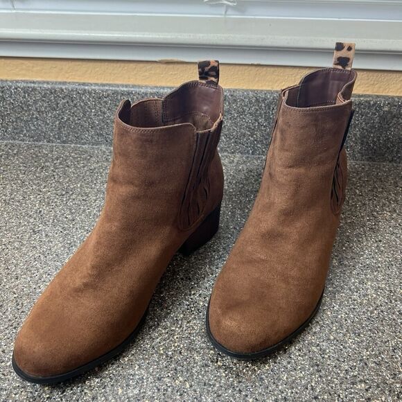 Lane Bryant Ankle Boots Block Heel Womens Sz 11W Brown Faux Suede Pull On Bootie - Picture 5 of 11